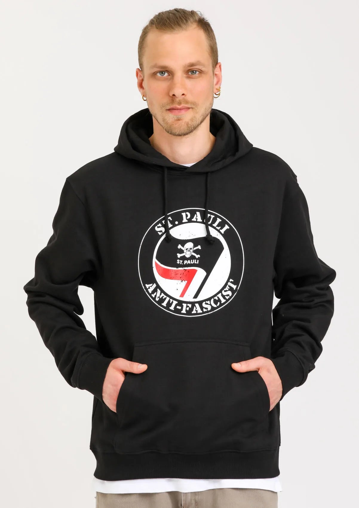 Sudadera antifascista con capucha